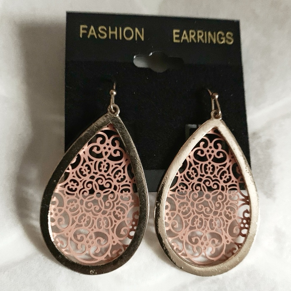 BOUTIQUE Rose Gold Moroccan Boho Dangle Earring Set